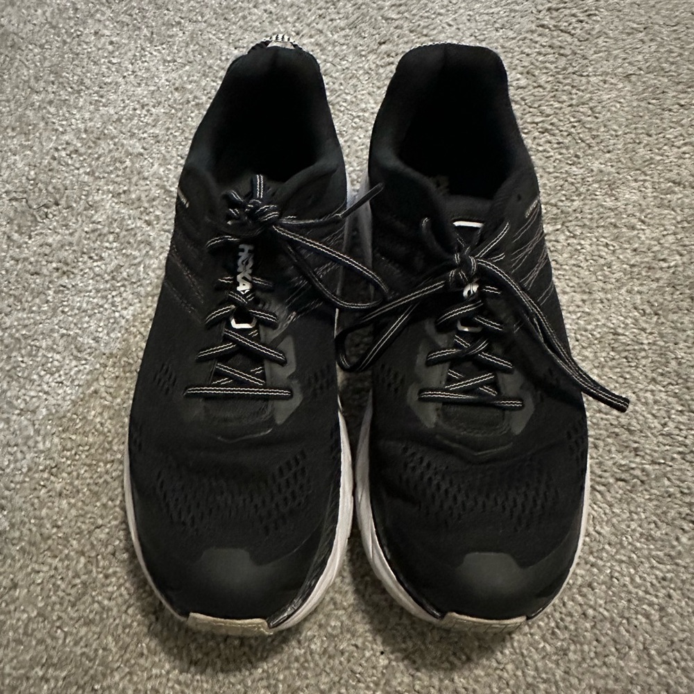 Hoka Clifton 6
